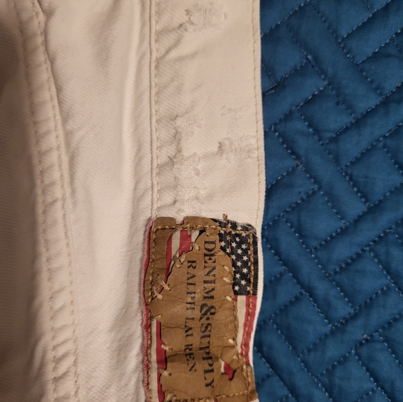 Size 30 jean shorts - Picture 2 of 6